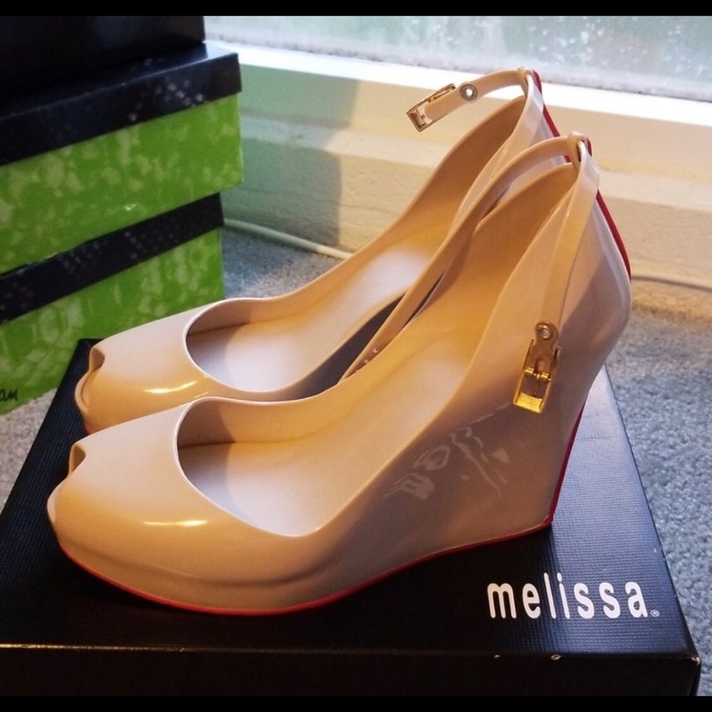 Melissa Wedges